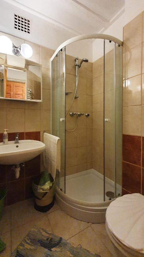Harmonia Apartmanhaz Balatonlelle Exteriör bild