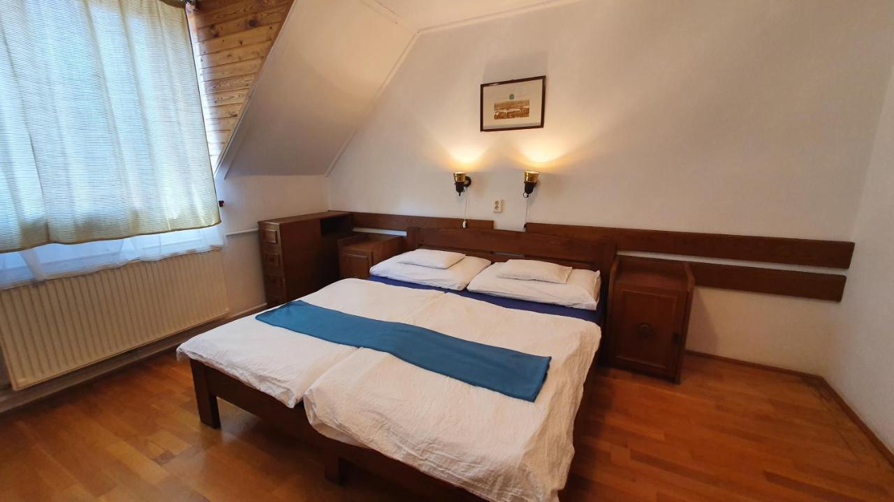 Harmonia Apartmanhaz Balatonlelle Exteriör bild