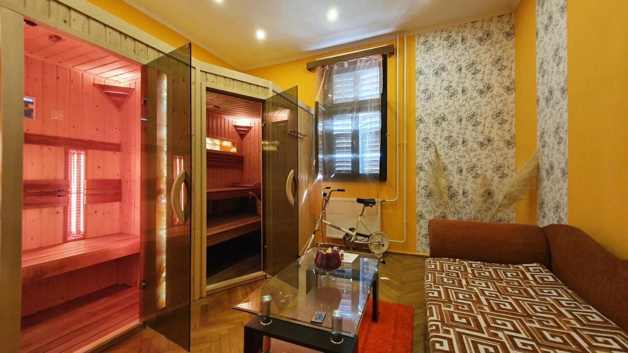 Harmonia Apartmanhaz Balatonlelle Exteriör bild