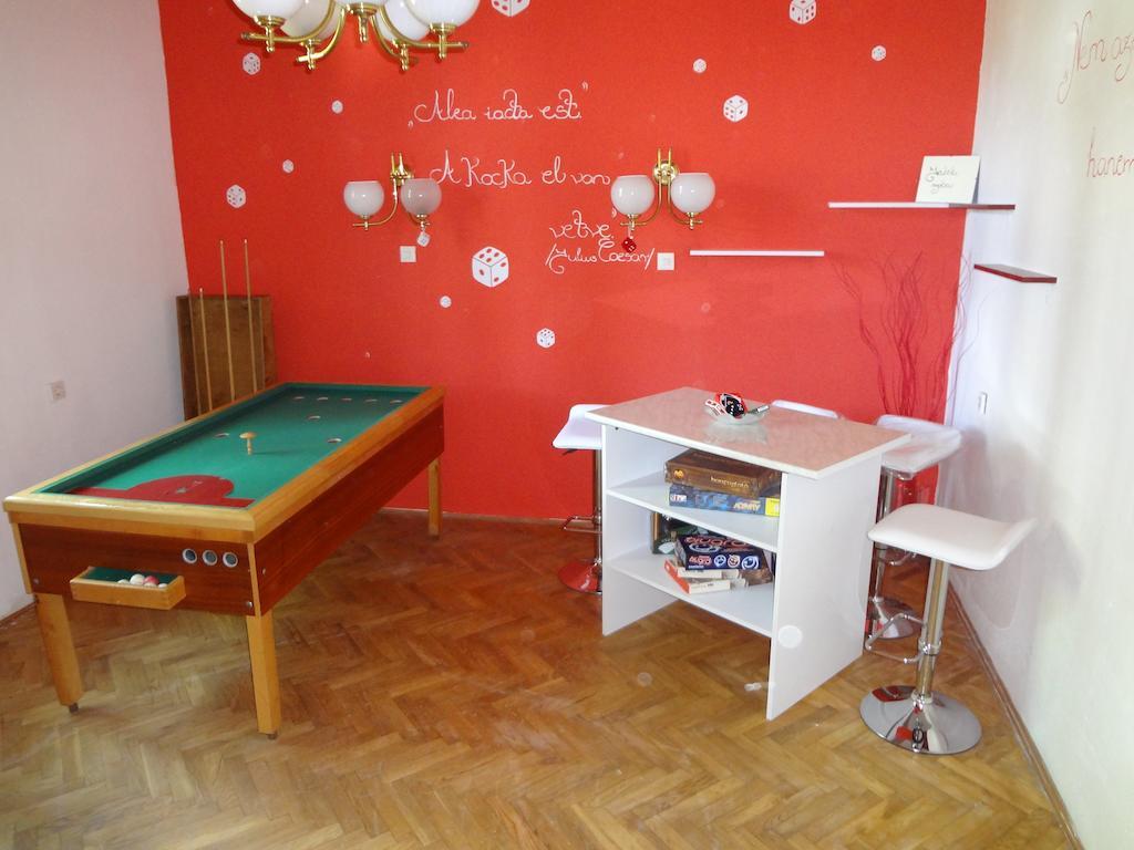 Harmonia Apartmanhaz Balatonlelle Exteriör bild
